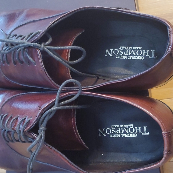 Thompson Italian shoes size 43 - Picture 3 of 5